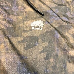 Roots Men's Brown Camouflage Windbreaker